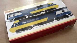 Opening the Hornby HST class 43 InterCity 125 [upl. by Neillij427]