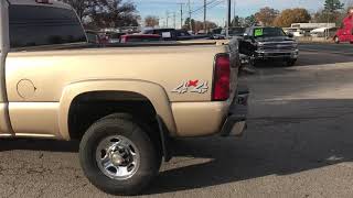 2004 Chevrolet Silverado 2500HD 60l gas [upl. by Spearman]