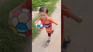 wake wakeTime Time forItsShakirafootball cuteaby shortvideos viralvideos footballskills [upl. by Rae]