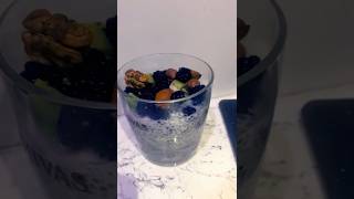 Çhia tohumlu puding tarifleriChia pudding with fresh fruits [upl. by Kwasi]