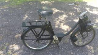 1962 Velo Solex Velosolex 2200 walkabout and running on a nice sleepy day [upl. by Raine]