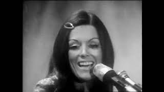 Caterina Caselli  Re di cuori finale Sanremo 1970 [upl. by Refinnej119]