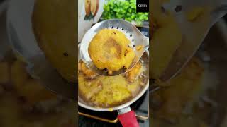 Vada pav👍👍⭐ trending food youtubeshorts recipe vadapav viral video [upl. by Niveb]