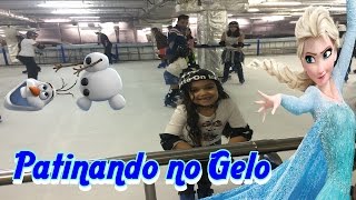 PATINANDO NO GELO quotLET IT GOquot [upl. by Gnud]