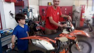 Corte de giro KTM 250exc [upl. by Petta950]