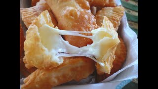 Empanadas de queso al estilo Boliviano [upl. by Wynn]