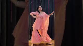 Nachde Ne Saare  Khyati Sahdev  Danceaholic Studio  Wedding Choreography  ytshorts  Sangeet [upl. by Joane54]