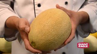 How to Pick a Ripe Cantaloupe or Honeydew Melon  Giant Eagle [upl. by Jameson]