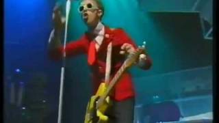 The Toy Dolls  Nellie The Elephant TOTP [upl. by Kittie]