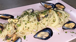 SPAGHETTI ALLE COZZE RICETTA ORIGINALE [upl. by Darum]