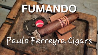 Fumando un puro de la marca mexicana Paulo Ferreyra [upl. by Eitisahc]