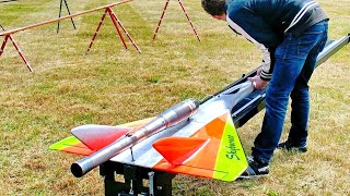 LOUD´N FAST  PULSO ENGINE POWERED RC JET MODEL  PULSE JET FLIGHT DEMONSTRATION [upl. by Bannon]