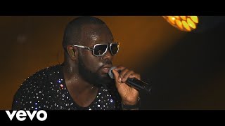 Maître Gims  Laissez passer Warano Tour à lAccorHotels Arena 2016 [upl. by Aihpledalihp]