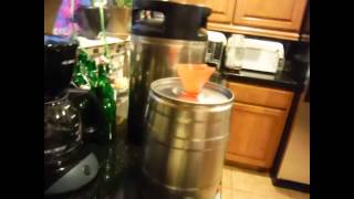 5 Liter mini keg tutorial [upl. by Neliak]