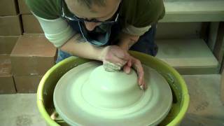 Centering larger amounts of clay the easy way Patty Bilbro2011 [upl. by Edik]