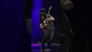 Guns N Roses  November Rain  Slash Guitar Solo 2 LIVE [upl. by Viridissa]