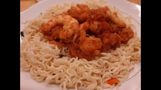 Une recette avec des crevettes  nouilles aux crevettes et à la tomate [upl. by Aiehtela]