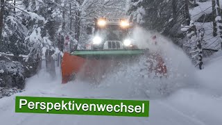 Schneeräumen mit Springer Schneepflug amp Steyr  Winterdienst austria mountains alps snowplow Berge [upl. by Arihsay229]