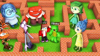 JJ and Mikey SURVIVE IN MAZE WITH Inside Out 2 in Minecraft Maizen Joy Fear Anger [upl. by Orelie]