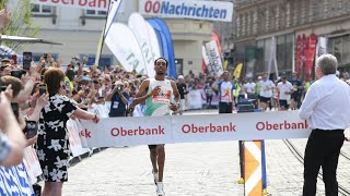 Das war der 22 Oberbank Linz Donau Marathon [upl. by Spindell]