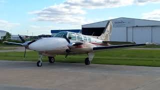 Start up Beechcraft Baron 58 LVIWF [upl. by Anaahs671]