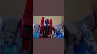 Blitzwing vs Bumblebee versión Masterpiece G1 transformersstopmotion bumblebee blitzwing [upl. by Shaer]