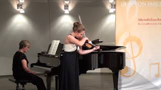 Emma Josefine Mühlnickel Konzert für Violine und Orchester G Dur von Joseph Haydn [upl. by Palestine]