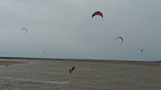 Kitesurf en TwinTip  Comment séclater à Marée Basse dans la Baie de Bonne anse [upl. by Negrom121]