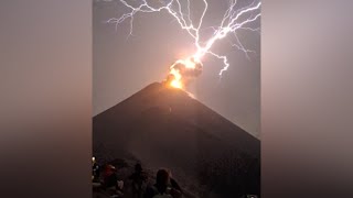 Wild video shows lightning strike hit erupting volcano [upl. by Kelila]