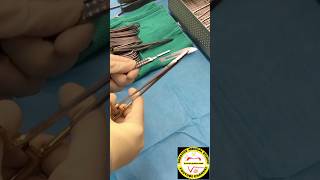 Surgical blade fit into scalpel handle safely and how safely removed [upl. by Neyuh]