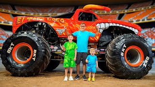 Roma and Diana visited MONSTER JAM Show 2024 [upl. by Winna]