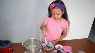 Main Masak Masakan Masak Sayur Asem Dengan Mainan Kompor Mini [upl. by Ellives50]