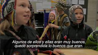 Sikuris en la Escuela del Futuro  Finlandia  Documental [upl. by Ecnerol]