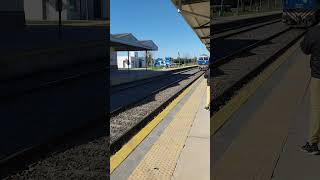 Locomotora Gm 319 ingresando a estación de Lujan [upl. by Jehovah]