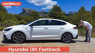 Hyundai i30 Fastback  Prueba  Test  Review en español  cochesnet [upl. by Eustis877]