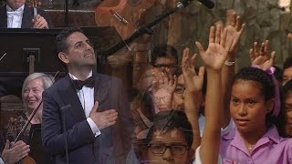 Juan Diego Flórez invite à chanter pour les enfants du Pérou  musica [upl. by Nayrb]