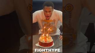 DEVIN HANEY CELEBRATES 25TH BIRTHDAY IN GYM TRAINING TO KNOCK REGIS PROGRAIS LIGHTS OUT [upl. by Theodor]