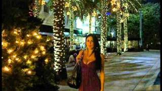 Claudia Romani Natale a Miami saluti da Lincoln road [upl. by Eneleahs568]