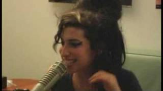 10vor10  Tragischer Auftritt von Amy Winehouse [upl. by Asselim]