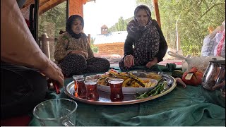 BUNGALO EVDE KAHVALTI BAHÇEDEN HASATKÖYDE SABAH 5 İŞ BAŞIKEÇİLERLE YOĞUN YAĞMURA YAKALANDIM [upl. by Ariada530]