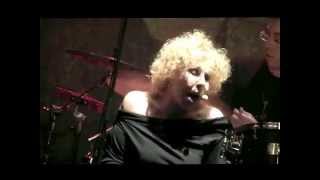 Ornella Vanoni  Perduto live MIlano  11062014 [upl. by Timrek]