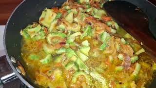 Home made recipe of Karely pyaz ki sabzi karale pakistanfood summerfood vegetable friedkarelay [upl. by Nirroc630]