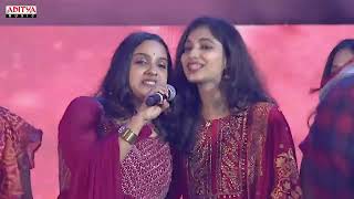 Dum Masala Song performance  Guntur Kaaram Pre Release Event Mahesh Babu  SreeLeela [upl. by Melina]