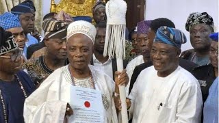 Otun Olubadan Rasheed Ladoja wears beaded crown amp certificate by Oyo State Governor [upl. by Irahcaz749]