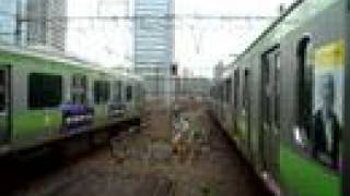 Yamanote at Shinagawa X2020倍再生 山の手品川駅 [upl. by Beutner]