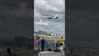 Frankfurt Airport ICELANDAIR short pilot subscribe viral video new [upl. by Mini]