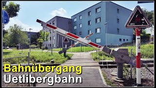 SZU Bahnübergang beim Stadtspital Triemli in Zürich [upl. by Lladnor]