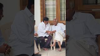 Raghu babu amp venkatesh Consoles RajendraPrasad on the demise of his daughter [upl. by Holder]