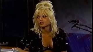 Linnea Quigley In Her MTV Premiere Interview 1989 [upl. by Araccot176]