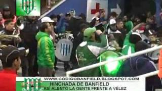 Hinchada de Banfield Así alentó la gente al equipo frente a Vélez Sarsfield 150811 [upl. by Clementine742]